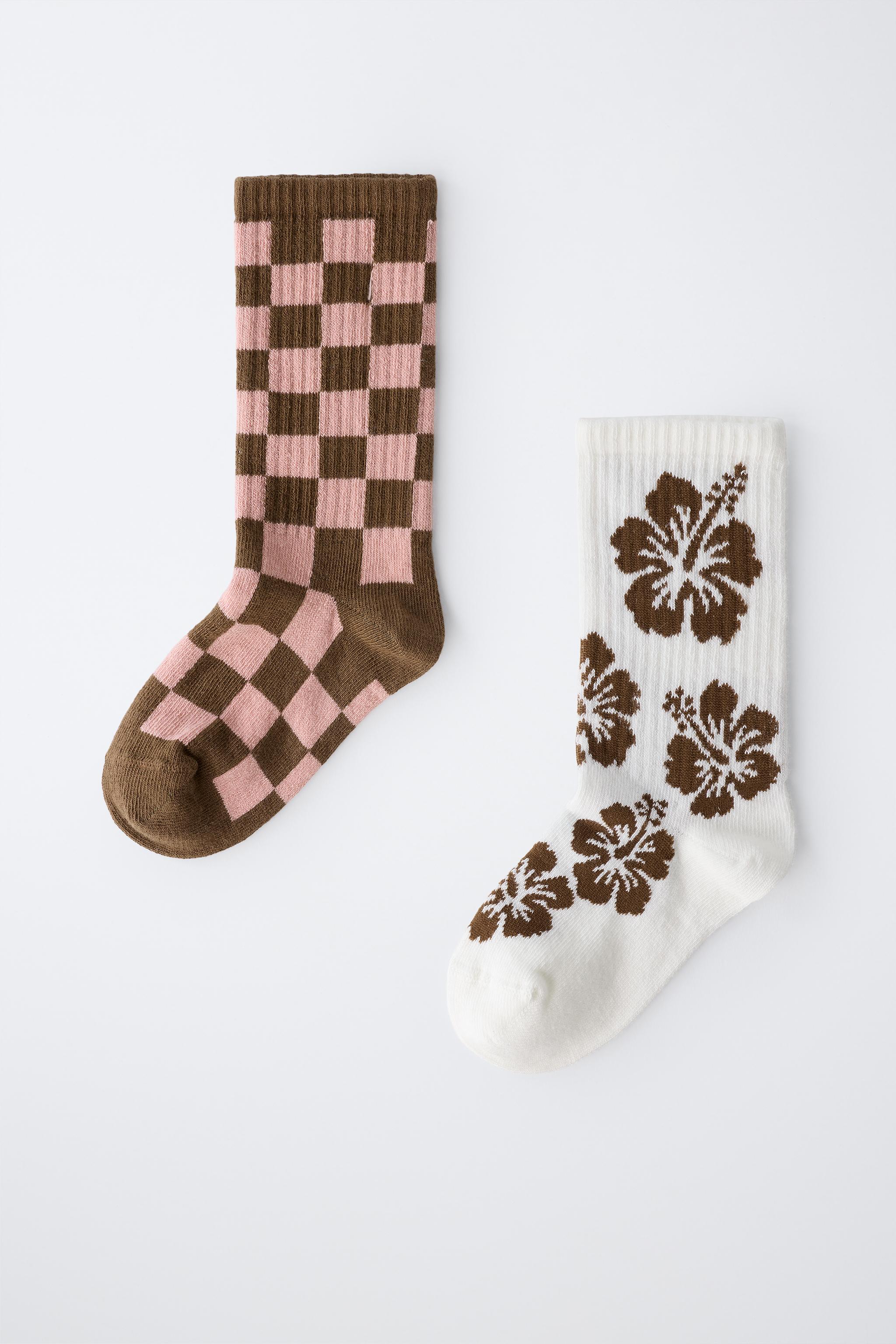 TWO-PACK OF HIBISCUS AND CHECKERED MID-CALF SOCKS